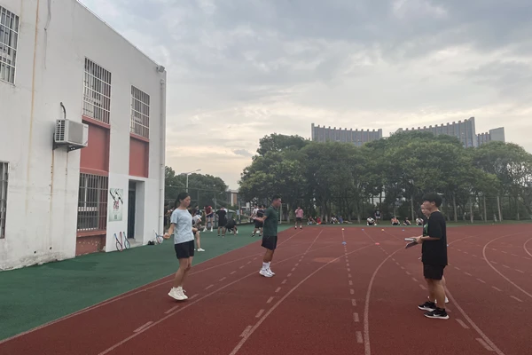 如何借助智能健康工具提高篮球技能和表现_2